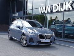 BMW 2-Serie - 225e xDrive Active Tour. M Sport. Pano.Dak Head-Up Harman-Kardon Drive Ass. Innovation-pac