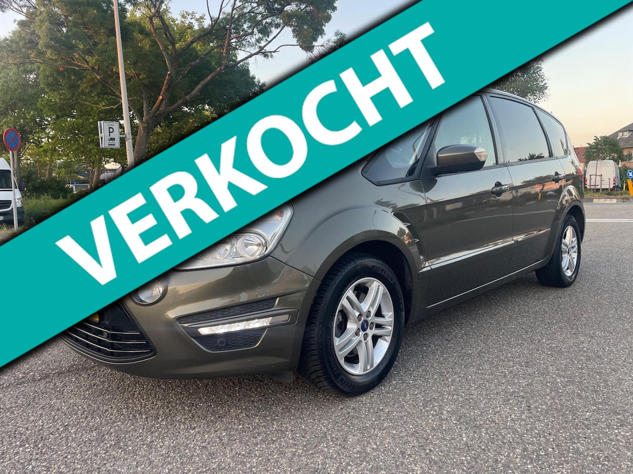 Ford S-Max - 1.6 EcoBoost Platinum 7Zits / airco / cruise.control / elek.pakket / pdc / navi / stoelver - AutoWereld.nl