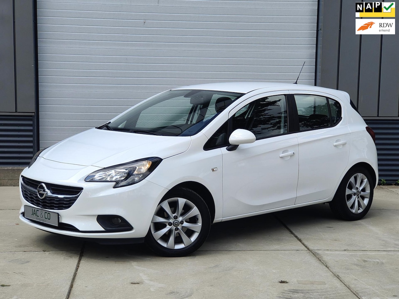 Opel Corsa - 1.4 Edition 1ste Eigenaar - BTW auto! Navigatie - AutoWereld.nl