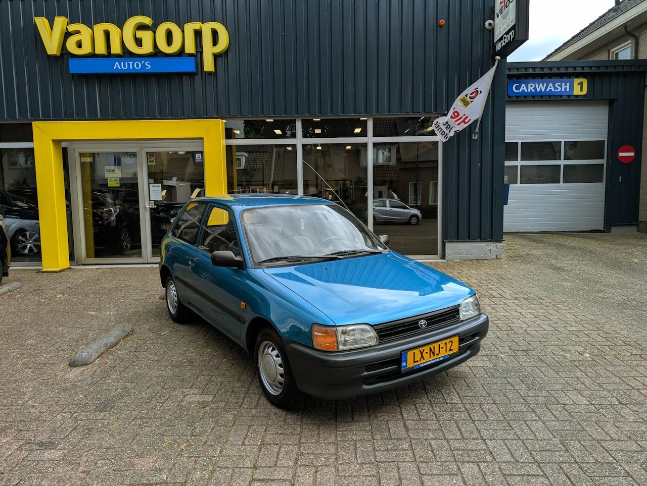 Toyota Starlet - 1.3i 1.3i - AutoWereld.nl