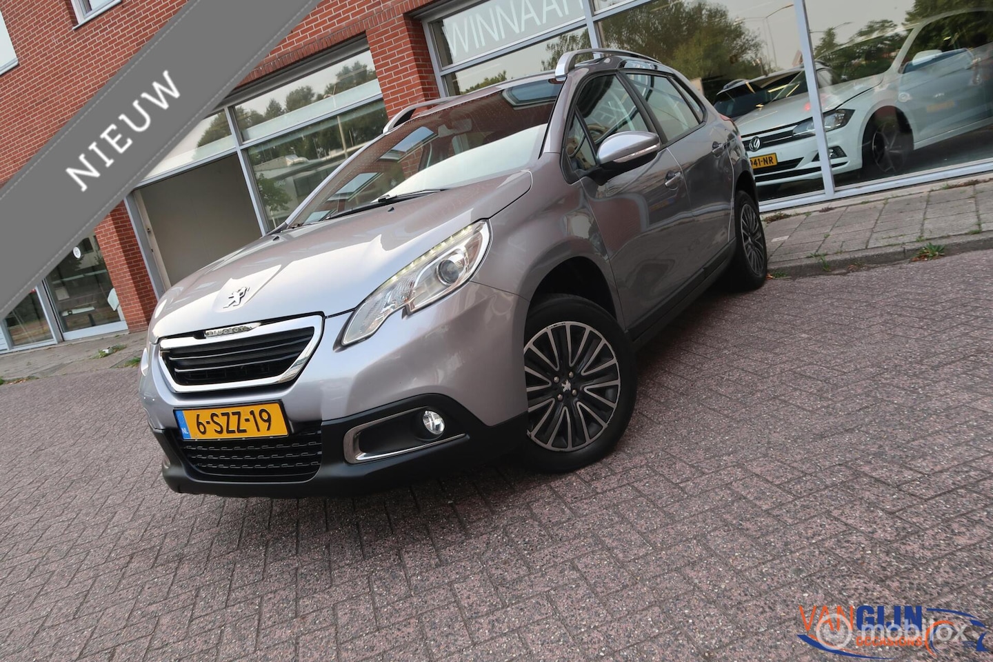Peugeot 2008 - 1.2 VTi Active Pack Premium Navi Aico Cruise - AutoWereld.nl