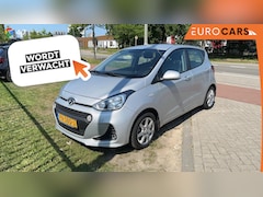 Hyundai i10 - 1.0i Comfort Airco Cruise control Navigatie Lichtmetalen velgen Radio Apple Carplay/ Andro