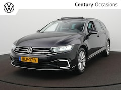 Volkswagen Passat Variant - 1.4 TSI PHEV GTE Business / Panodak / Elek. Trekhaak / Adaptieve Cruise