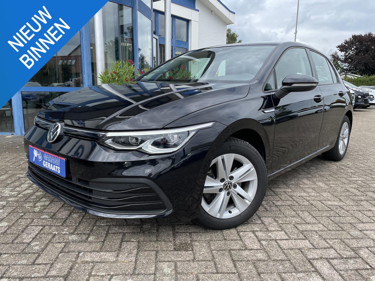 Volkswagen Golf - 1.5 TSI | Navigatie, Apple carplay/Android Auto, Parkeersensoren V+A, Adaptive cruise cont - AutoWereld.nl