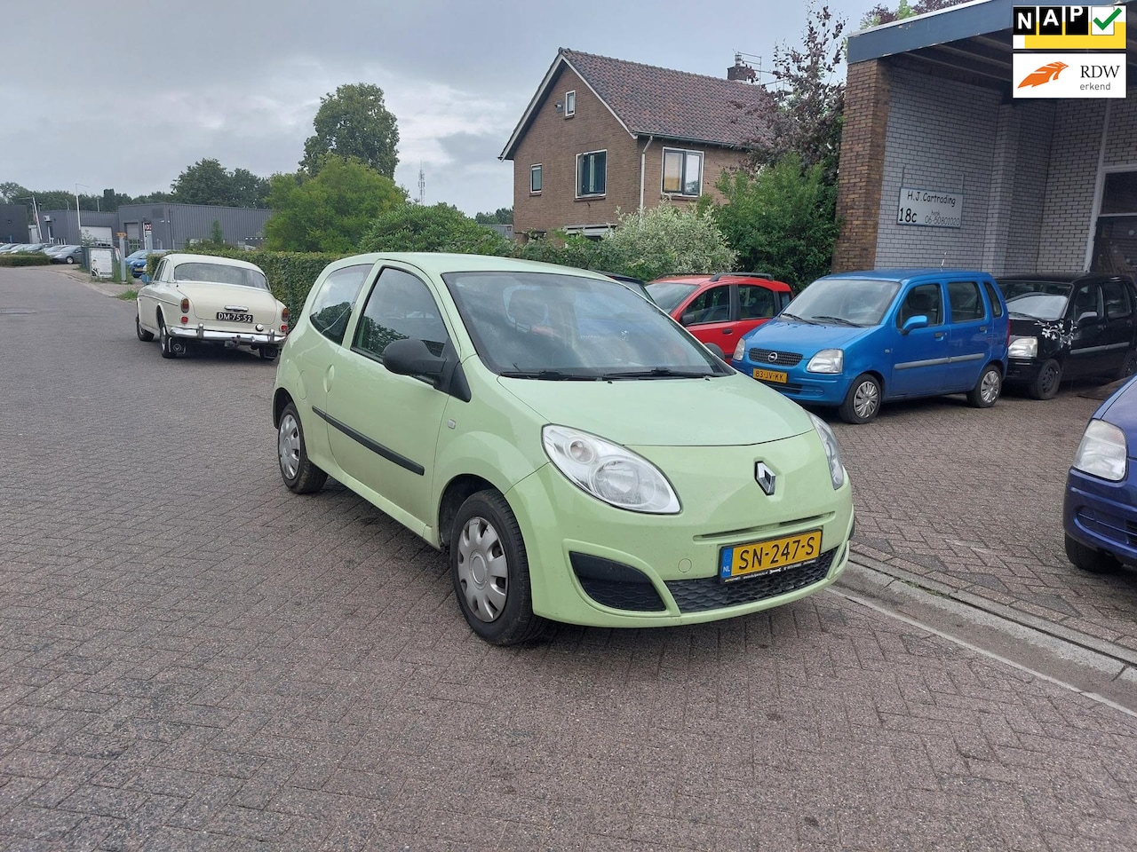 Renault Twingo - 1.2 Acces 1.2 Acces - AutoWereld.nl