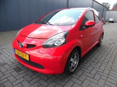Toyota Aygo - 1.0-12V SPORT