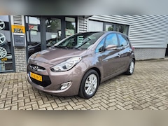 Hyundai ix20 - 1.4i Vision PANORAMADAK AIRCO TREKHAAK LV