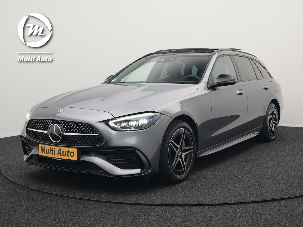 Mercedes-Benz C-klasse Estate - 300 e AMG Night Plug In Hybrid 320pk Dealer O.H. PHEV | Panodak | Trekhaak af Fabriek | Al - AutoWereld.nl