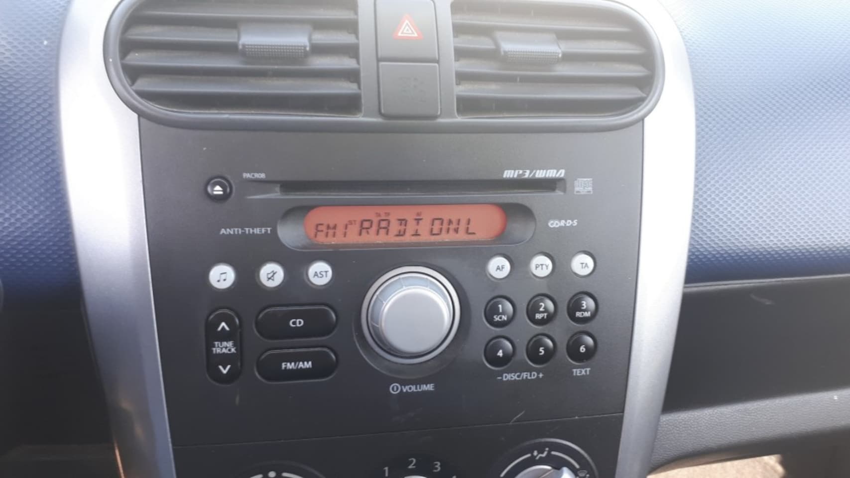 Suzuki Splash - 1.2 Exclusive  AUTOMAAT/AIRCO/RADIO CD/LMV