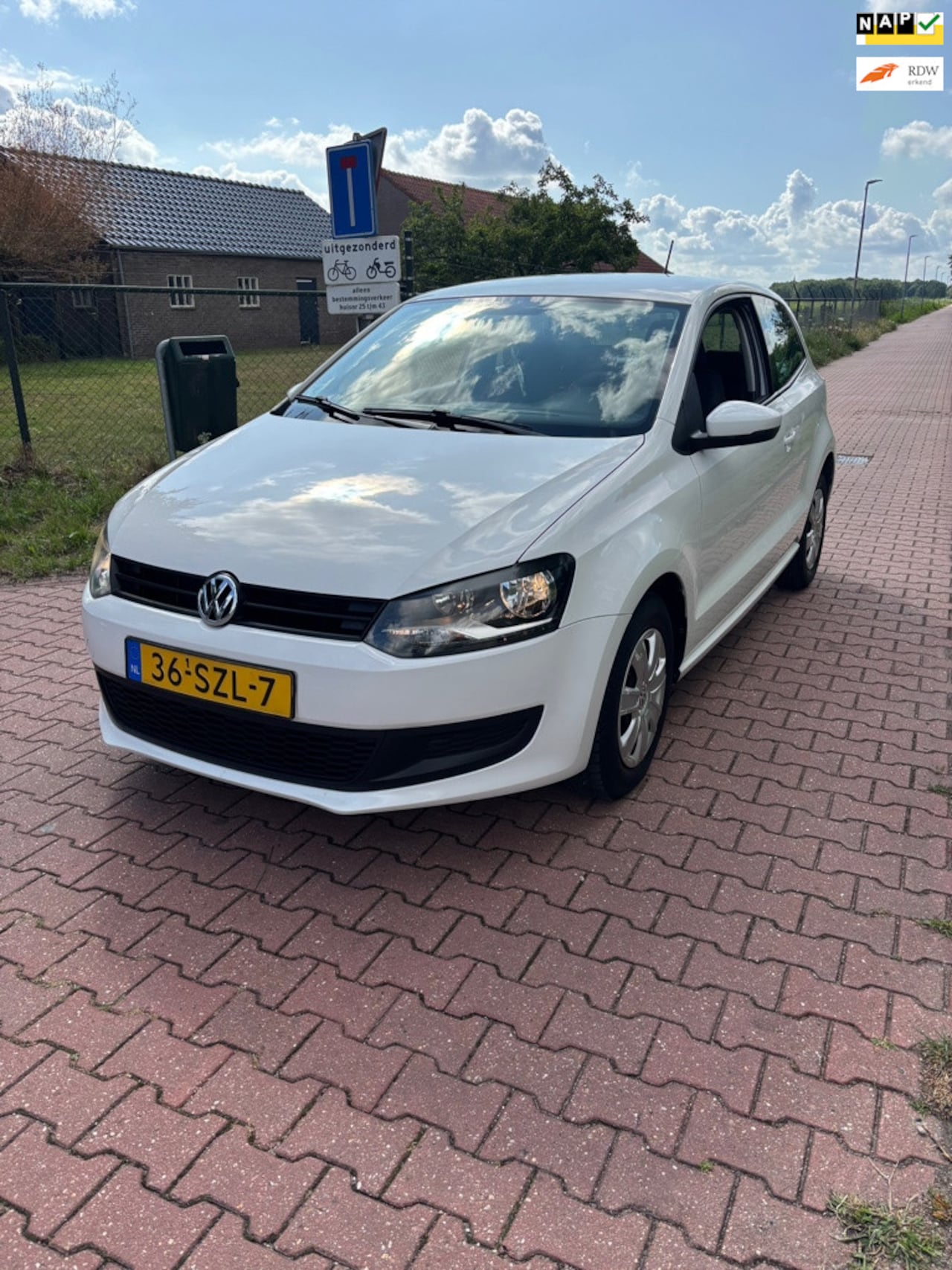 Volkswagen Polo - 1.2 Easyline AIRCO NAP NWE APK! - AutoWereld.nl