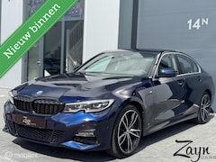 BMW 3-serie - 330e eDrive Edition | M-Pakket | NAP | Leder |