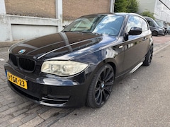 BMW 1-serie - 116i EfficientDynamics Edition / Airco / stoelverwarming