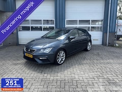 SEAT Leon - 2.0 TSI FR Lane assist, keyless, CarPlay