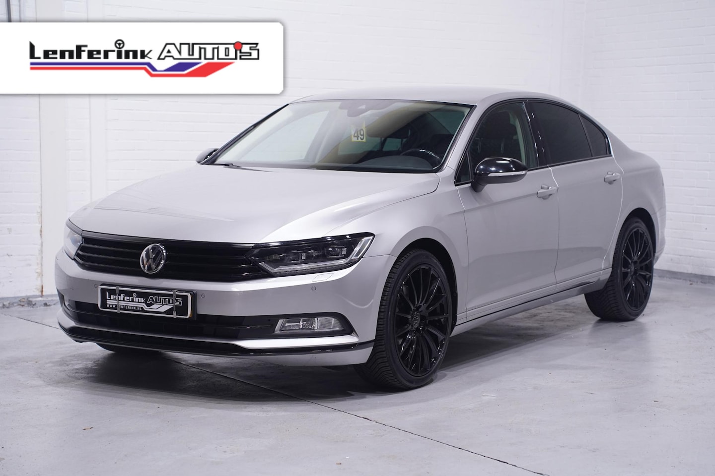 Volkswagen Passat - 1.4 TSI Comfortline Business Clima Navi Led koplampen PDC v+a Virtual cockpit - AutoWereld.nl