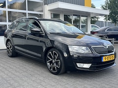 Skoda Octavia Combi - 1.6 TDI Greenline Businessline Cruise control Climate control Navigatie Stoelverwarming +