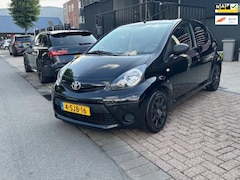Toyota Aygo - 1.0 VVT-i Now/Airco/Nap