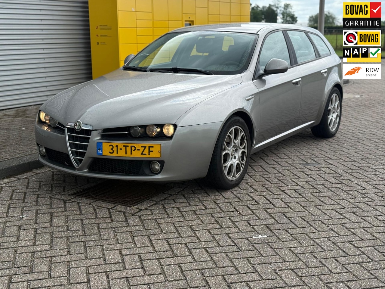 Alfa Romeo 159 - Sportwagen 1.9 JTD BUSINESS Bj 2007 ECC Airco Navi Carplay - AutoWereld.nl