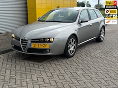 Alfa Romeo 159 - Sportwagen 1.9 JTD BUSINESS Bj 2007 ECC Airco Navi Carplay