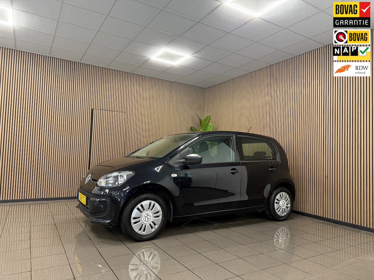 Volkswagen Up! - 1.0 take up! BlueMotion * 5 Deurs / NL Auto / Nieuwe APK * - AutoWereld.nl