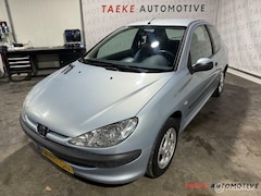 Peugeot 206 - 1.1 Pop' Art Apk/Nap
