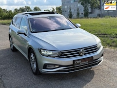 Volkswagen Passat Variant - 2.0 TDI 190PK R-Line Business + Pano Dealer onderhouden