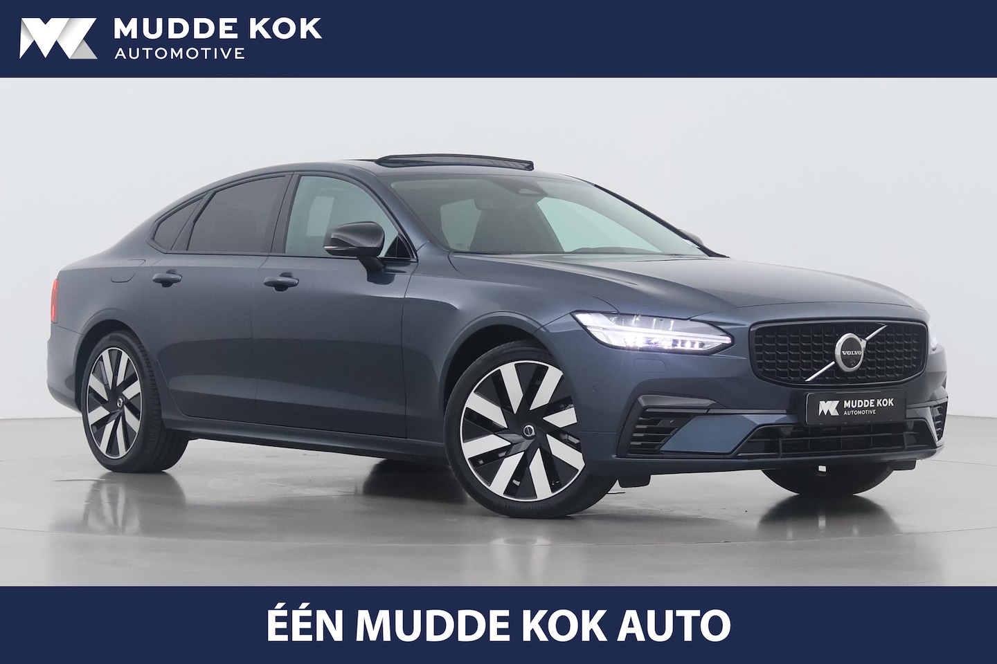 Volvo S90 - T8 AWD Ultimate Dark | Head-Up | 360° Camera | Schuif/kanteldak | ACC | Stoel+Stuurverwarm - AutoWereld.nl