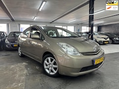 Toyota Prius - 1.5 VVT-i