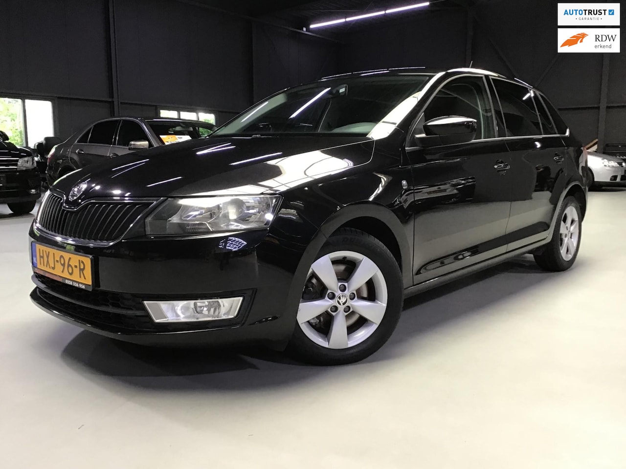 Skoda Rapid - 1.4 TSI Greentech Elegance Businessline I New Apk + Kln Brt + Remmen I 2e eigen I Automaat - AutoWereld.nl