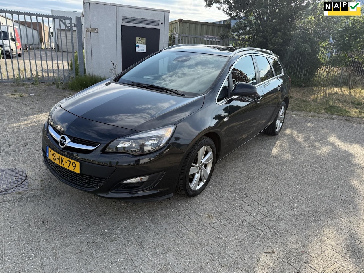 Opel Astra Sports Tourer - 1.4 Turbo Rhythm / Navi / Cruise / P.sensoren/ NAP - AutoWereld.nl