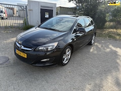 Opel Astra Sports Tourer - 1.4 Turbo Rhythm / Navi / Cruise / P.sensoren/ NAP
