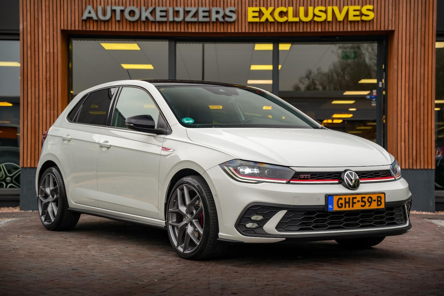 Volkswagen Polo - 2.0 TSI GTI IQ Light Adapt. Cruise Beats Virtual Dash DAB+ Keyless 18''LM Facelift - AutoWereld.nl