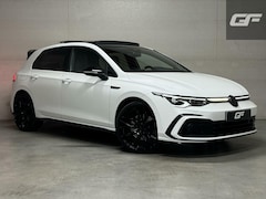 Volkswagen Golf - 1.5 eTSI R-Line Pano H/K Akrapovič Sfeer HUD CarPlay