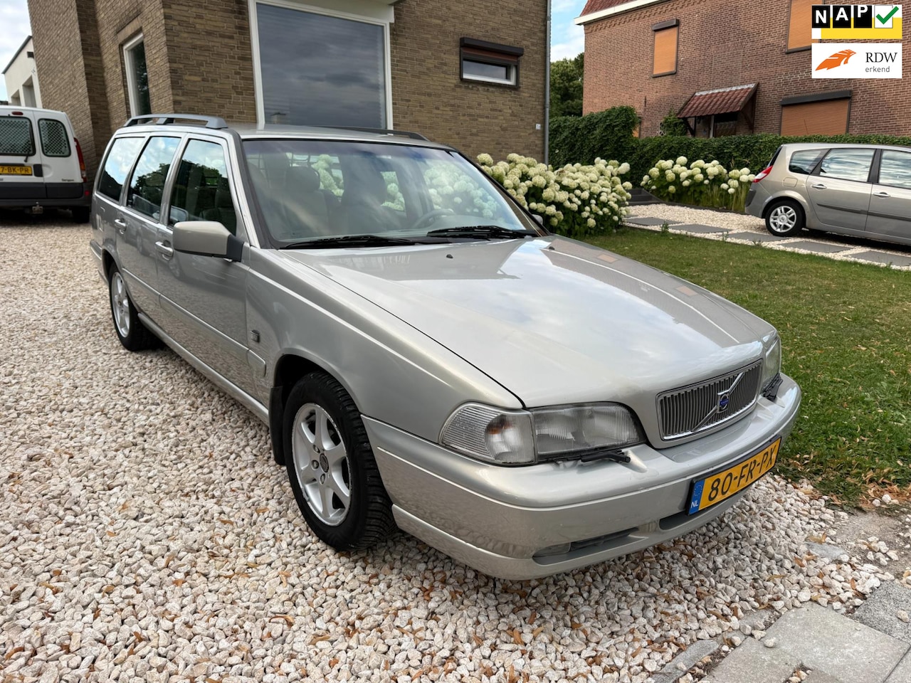 Volvo V70 - 2.4 Polar 240.000km Nwe APK - AutoWereld.nl