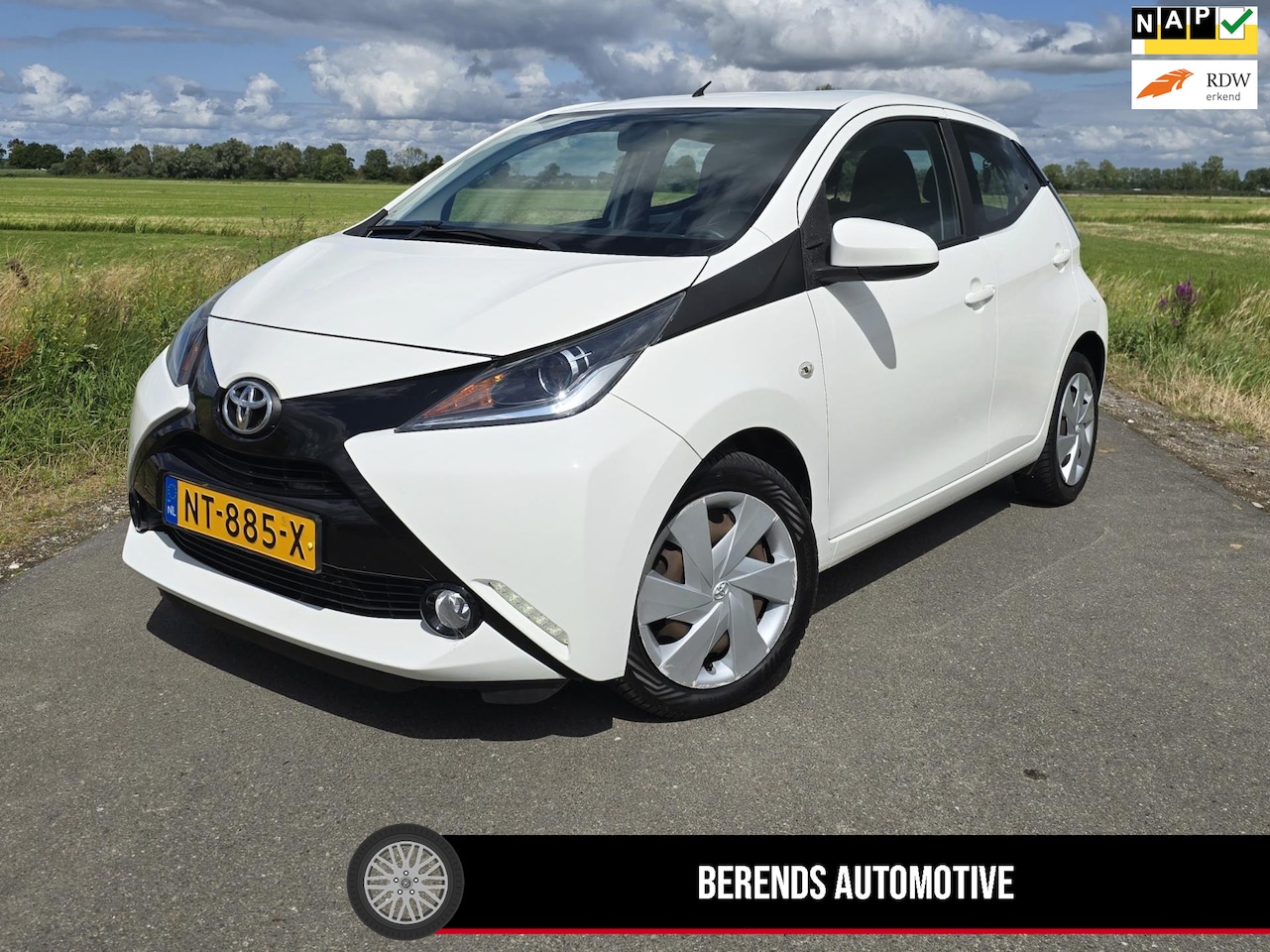 Toyota Aygo - 1.0 VVT-i x-play 1.0 VVT-i x-play - AutoWereld.nl