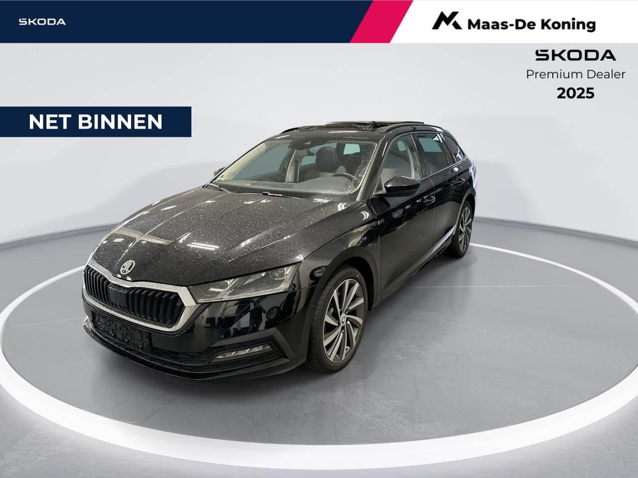 Skoda Octavia Combi - 1.4 Tsi 204pk DSG iV PHEV Business Edition · Panoramadak · Camera · Keyless · Parkeer Assi - AutoWereld.nl