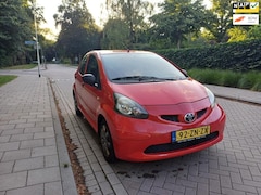 Toyota Aygo - 1.0-12V