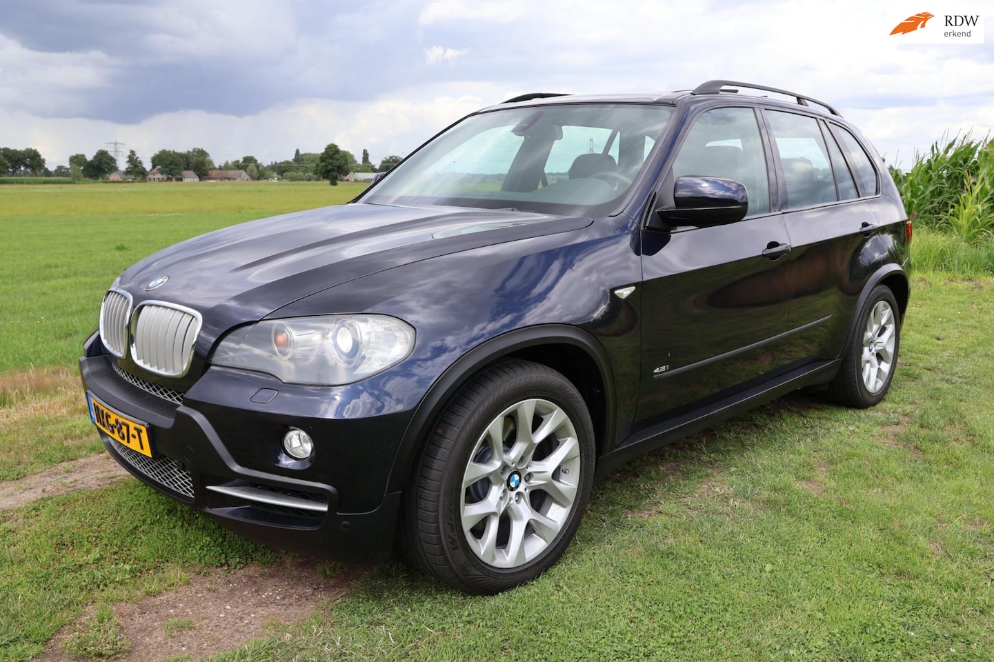 BMW X5 - XDrive48i|V8|YOUNGTIMER|Pano-dak|Leer|Trekhaak|APK-Nieuw! - AutoWereld.nl