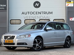 Volvo V70 - 2.4 D5 AWD Summum AUT 185 PK XENON/SCHUIFDAK/LEDER