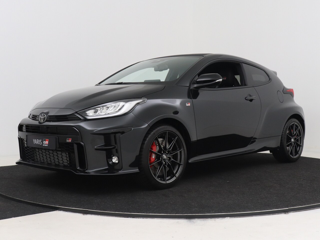Toyota Yaris - 1.6 GR Performance | MY2023 | 262pk - AutoWereld.nl