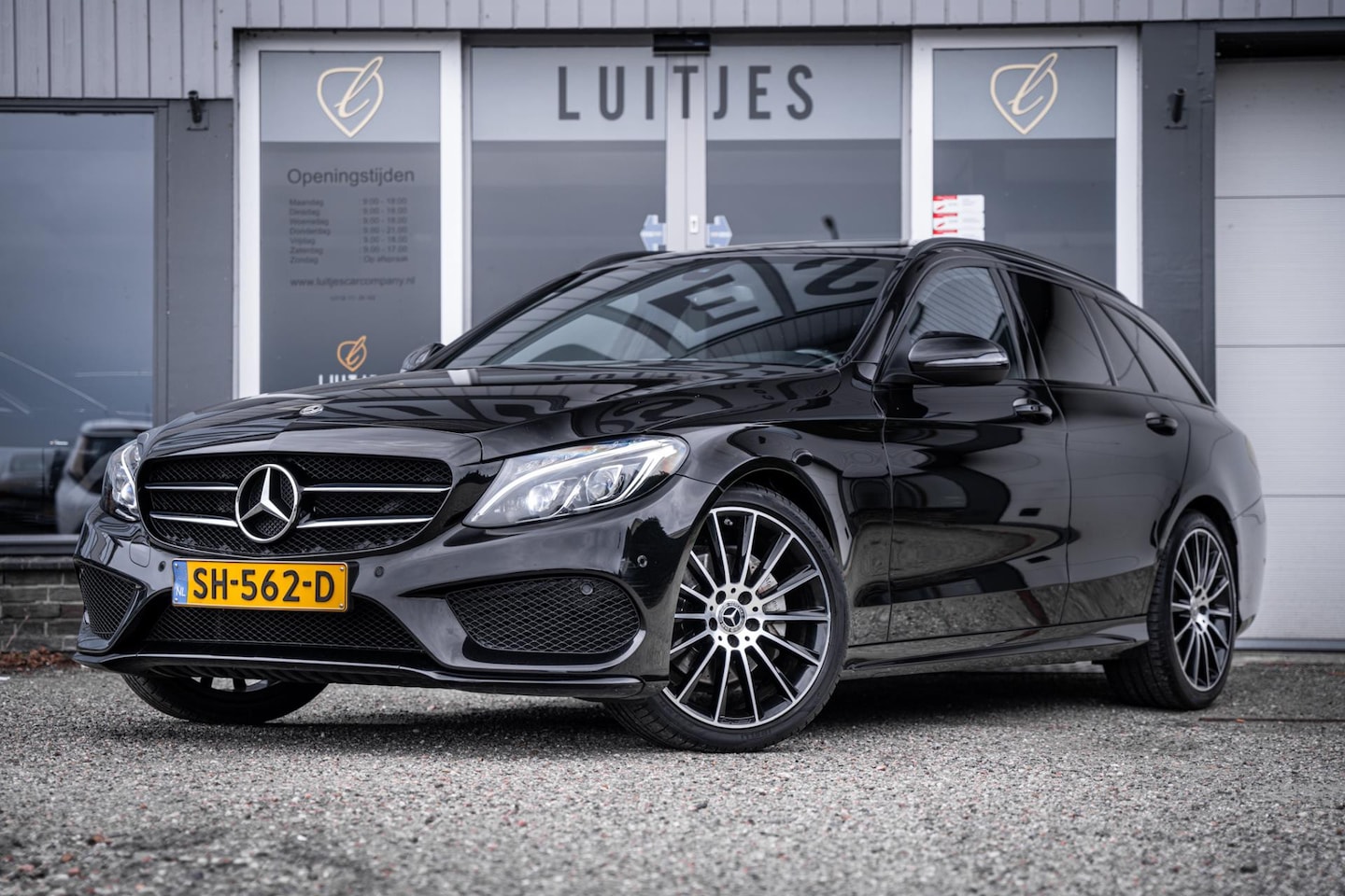 Mercedes-Benz C-klasse Estate - 180 AMG Sport I Pano-dak I Leder I Org.NL I 1e-eig. I Dealer-onderhouden I NAP - AutoWereld.nl