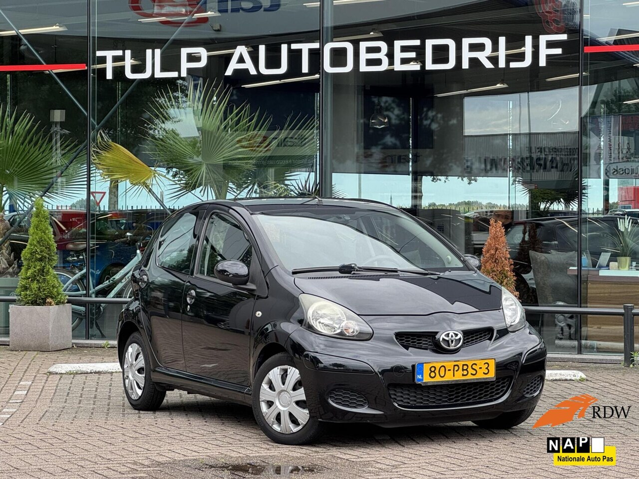 Toyota Aygo - 1.0-12V Dynamic Navigator 5drs 2011 Airco - AutoWereld.nl