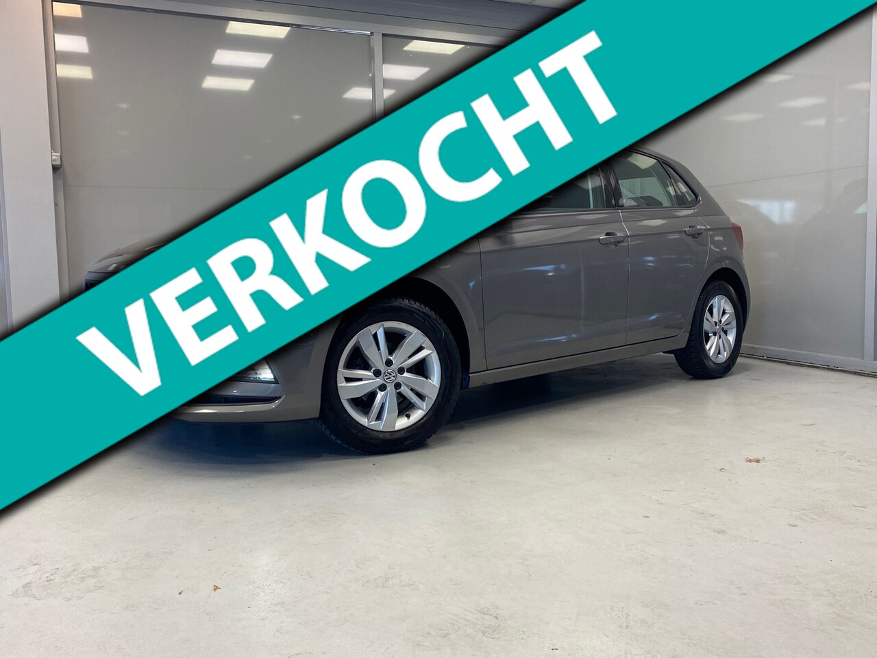 Volkswagen Polo - 1.0 TSI Comfortline | NAVI | CAR PLAY | CRUISE CONTROL | - AutoWereld.nl