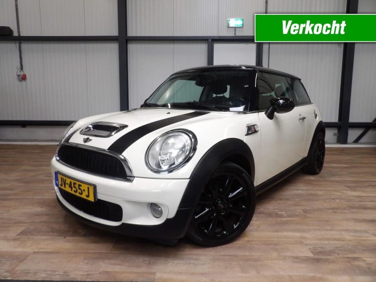 MINI Cooper S - 1.6 automaat - leder - panorama dak - navigatie - AutoWereld.nl