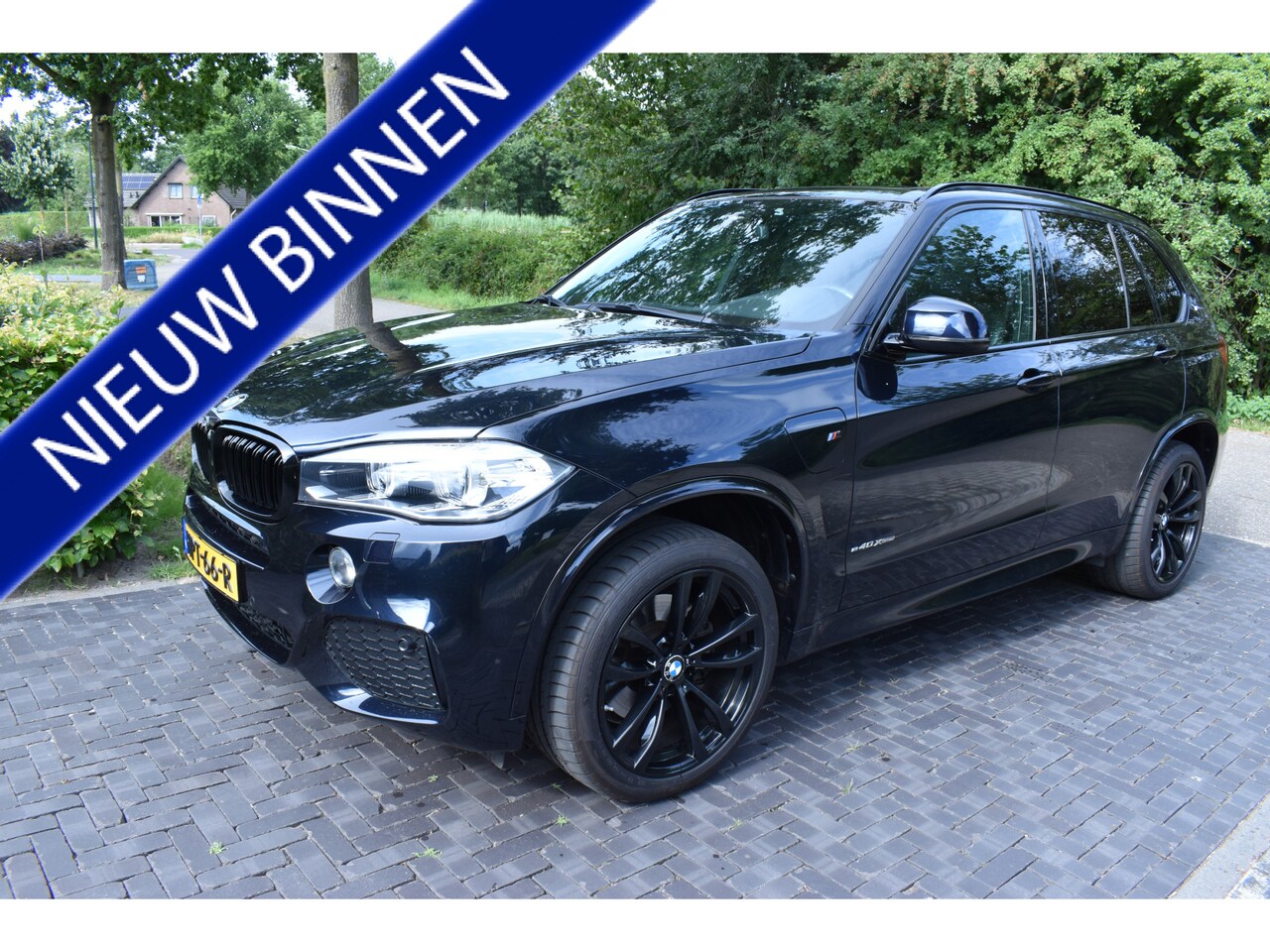BMW X5 - xDrive40e iPerf. 320PK M Sport 100DKM PANO LEER FULL! - AutoWereld.nl