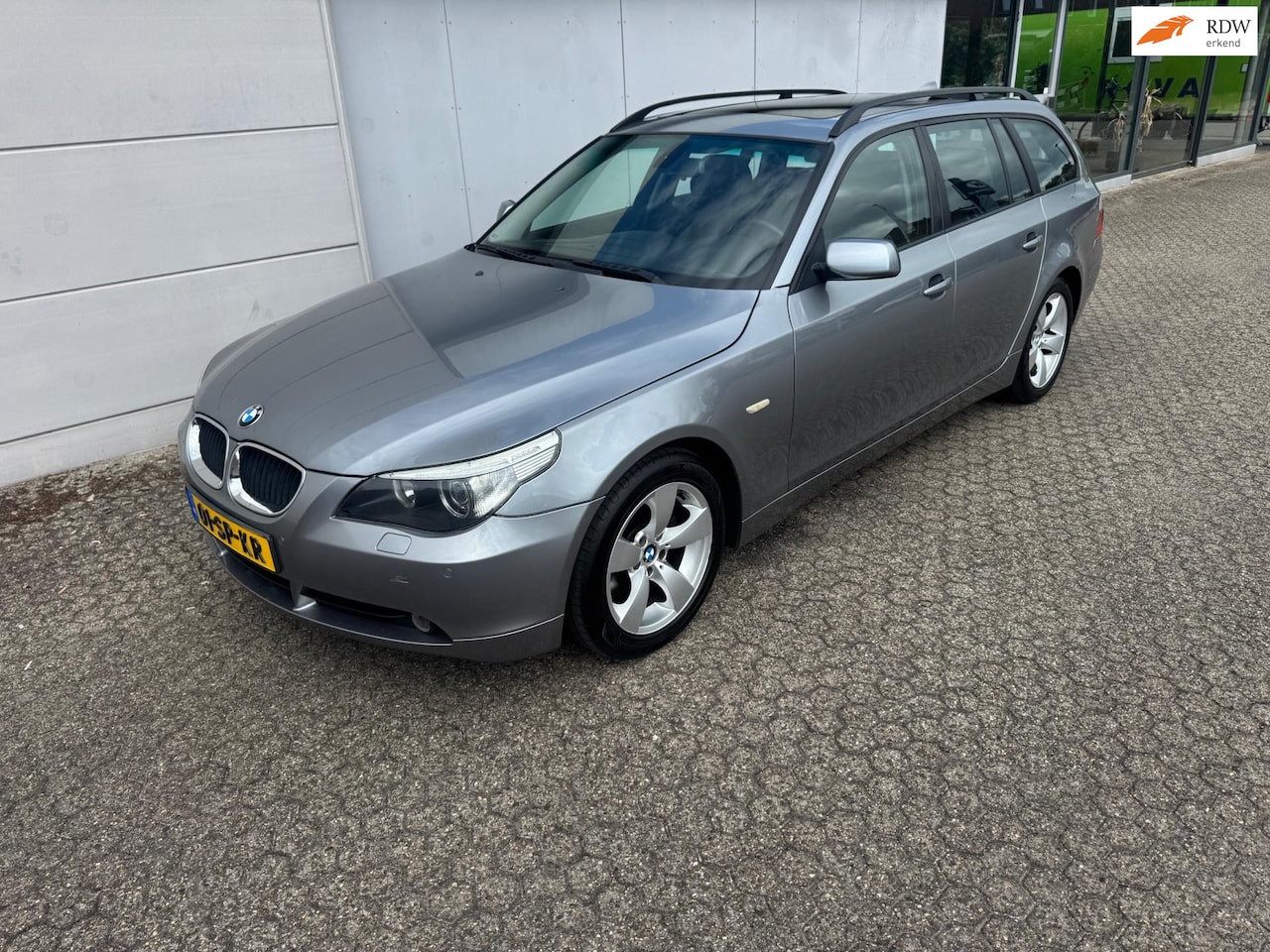BMW 5-serie Touring - 525i High Executive 525i High Executive - AutoWereld.nl