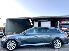 Skoda Superb - 1.6 TDI 120pk dsg aut + f1 Style Bus - pano - nap - xenon - keyless - front + side + line