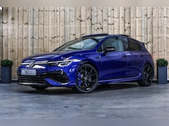 Volkswagen Golf - 2.0 TSI R 4Motion *Akra*Pano*Leder*H&K*Performance