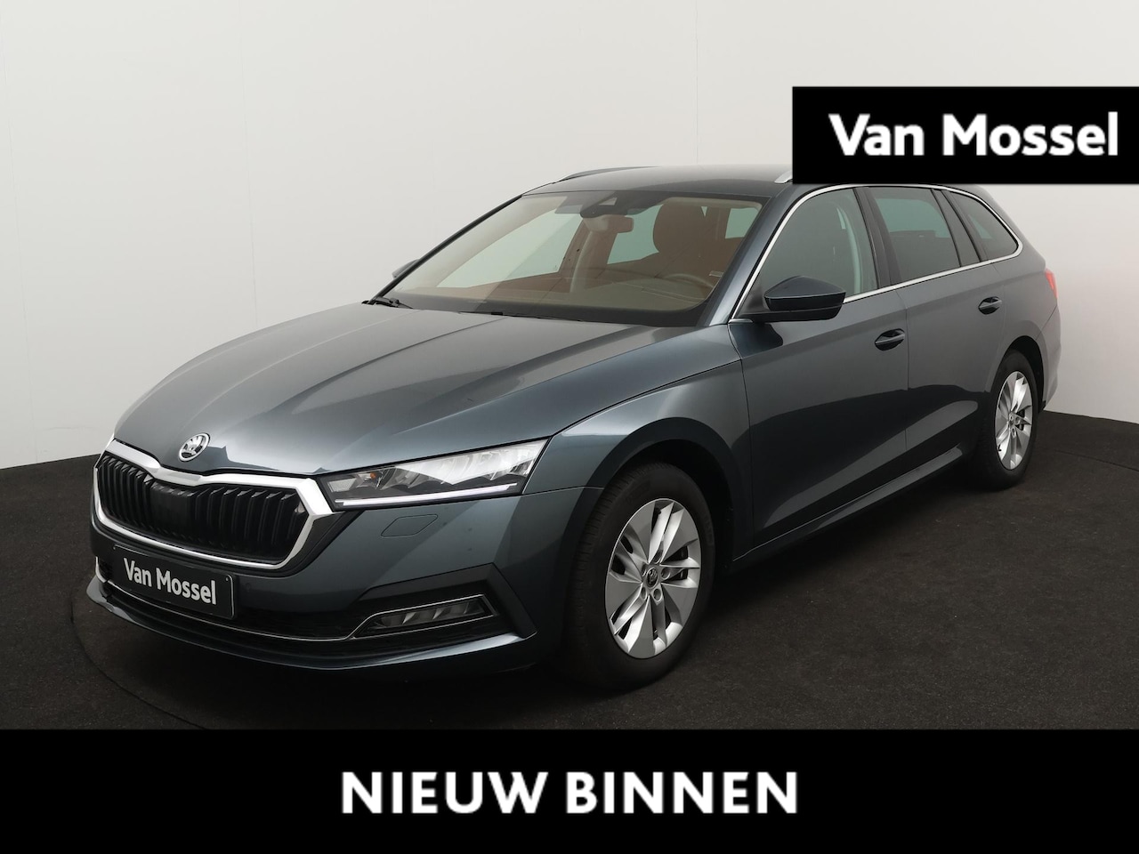 Skoda Octavia Combi - 2.0 TDI Greentech Ambition | STOELVERWARMING | DIGITAAL DASHBOARD | NAVIGATIE | LED | PARK - AutoWereld.nl