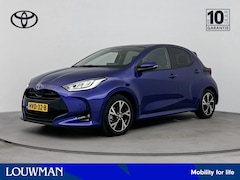 Toyota Yaris - 1.5 Hybrid 115 First Edition | Parkeercamera | Stoel -/ Stuurverwarming | Apple Carplay -/