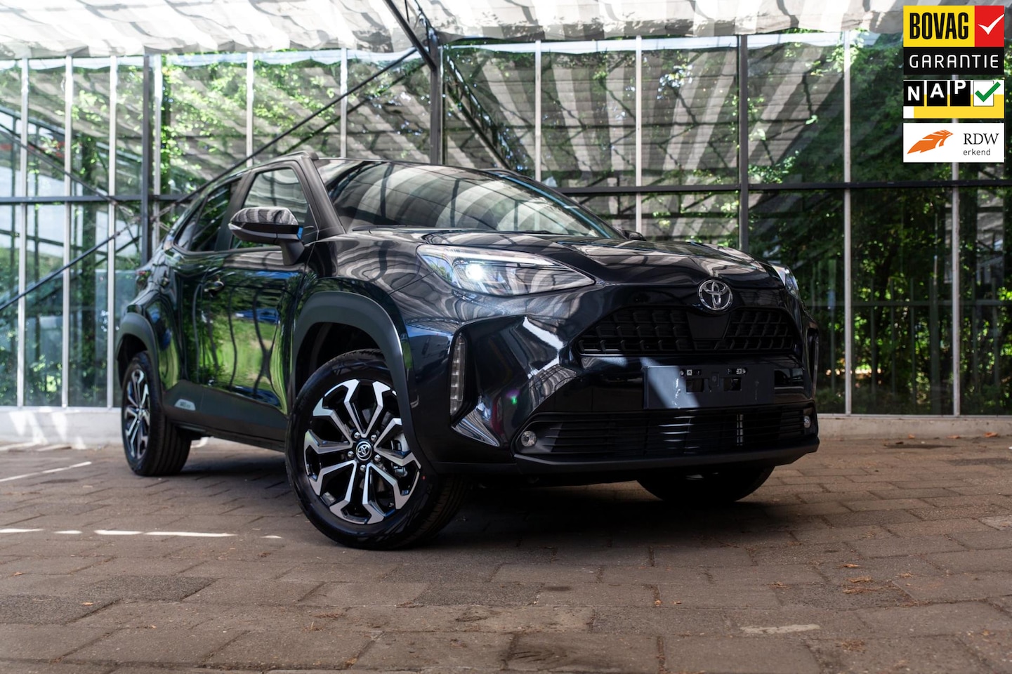 Toyota Yaris Cross - 1.5 Hybrid 130 Dynamic / NIEUW / Rijklaar/ Winterpakket - AutoWereld.nl